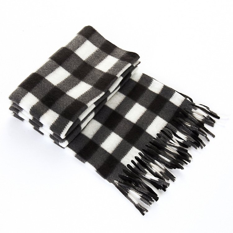Autumn And Winter Black And White Plaid Plus-sized Thickening Thermal Men's And Women's Scarf - Image 5